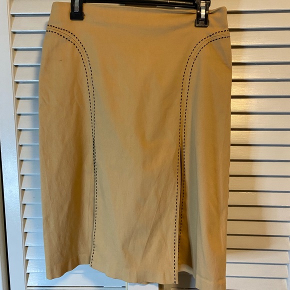 SINGLE BRAND MIDI SKIRT - Picture 2 of 5